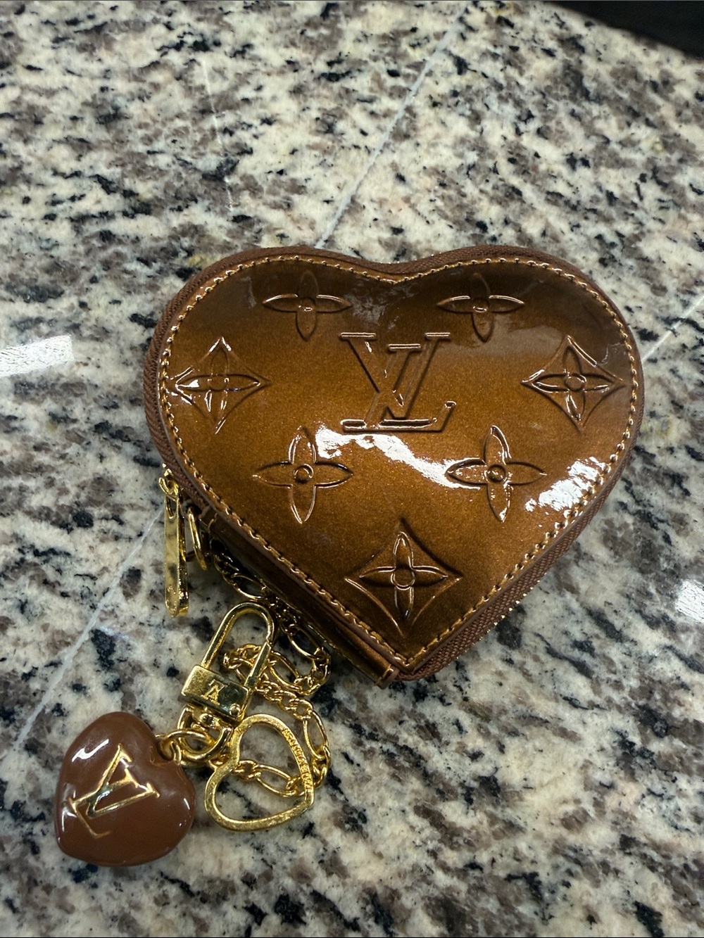 Heart-Shaped Patent Key & Card Pouch in Brown